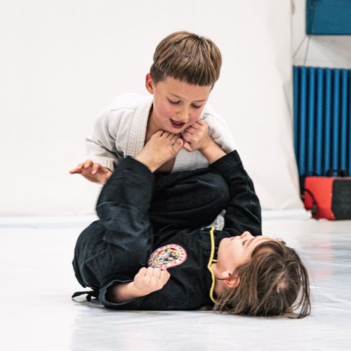 Bilder unserer Kinder beim BJJ-Training