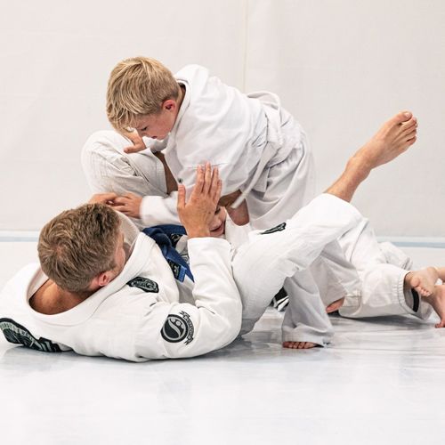 Bilder unserer Kinder beim BJJ-Training